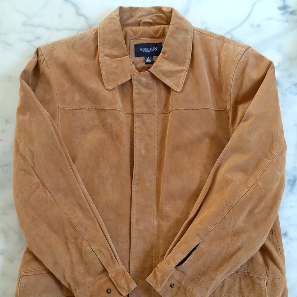 NWOT. Vintage Aberdeen Collection 100% Genuine Suede Leather Coat Full Quilting.